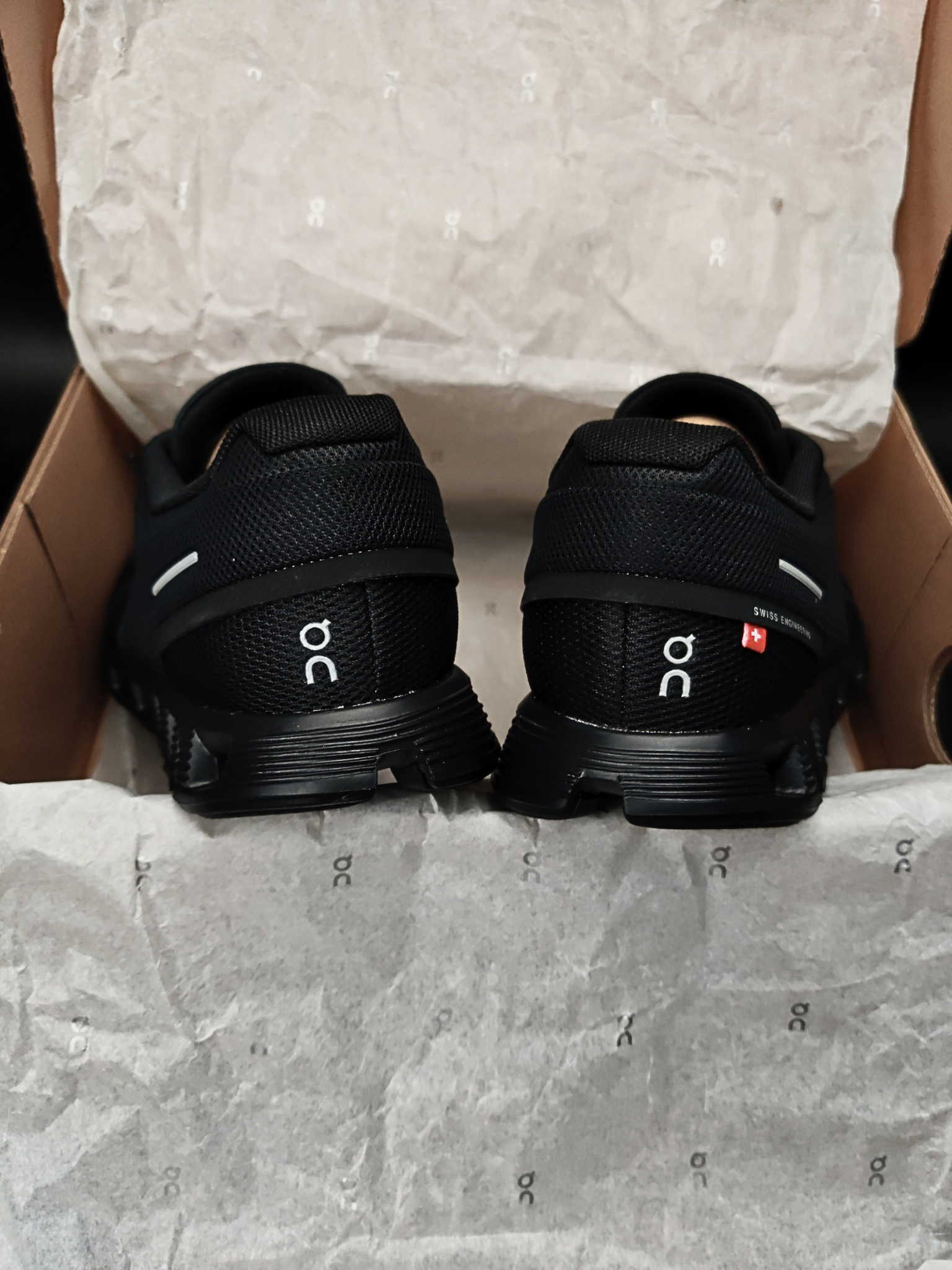 on-cloud-5-all-black-mens-59.98986-8