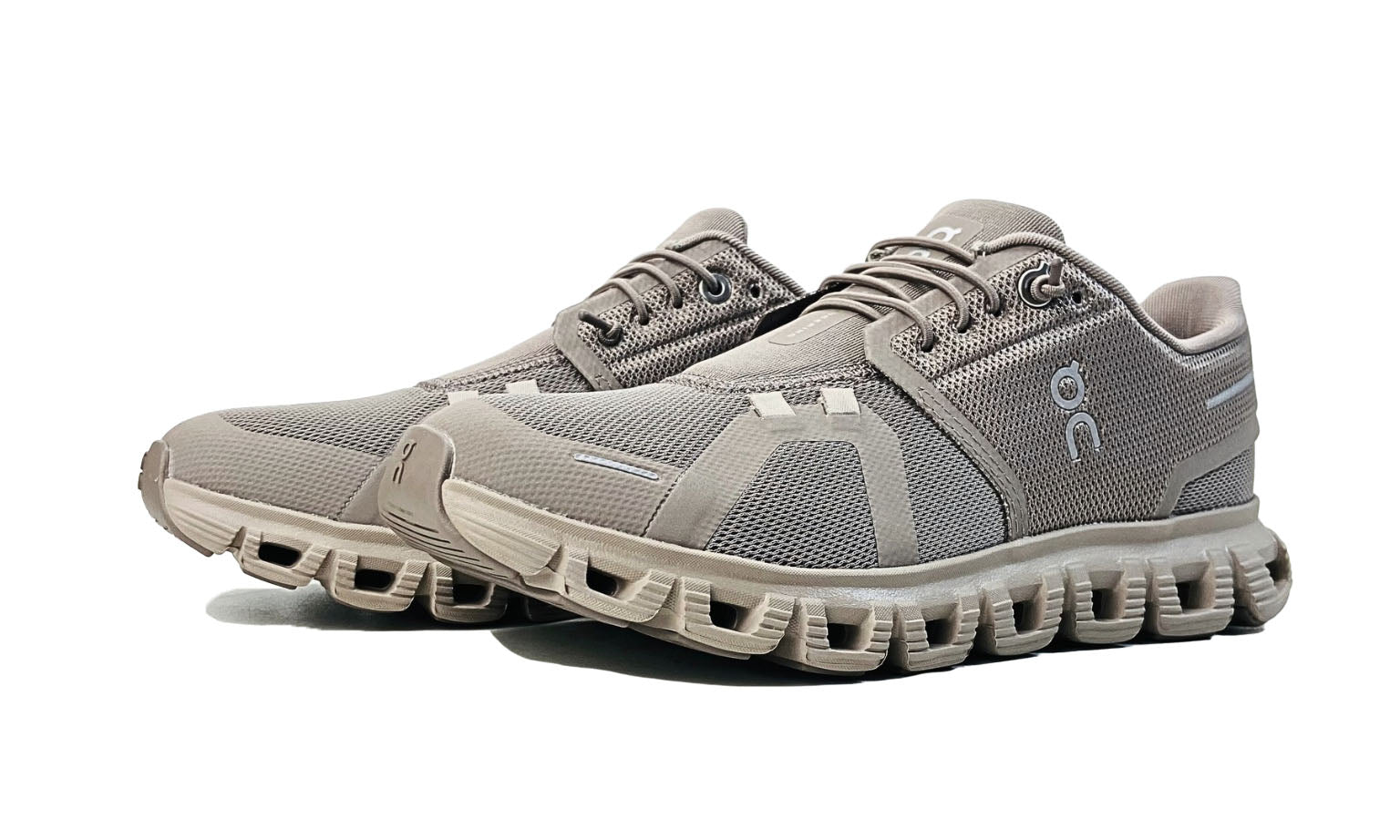 on-cloud-6-cinder-fog-womens-3WF10062566-7