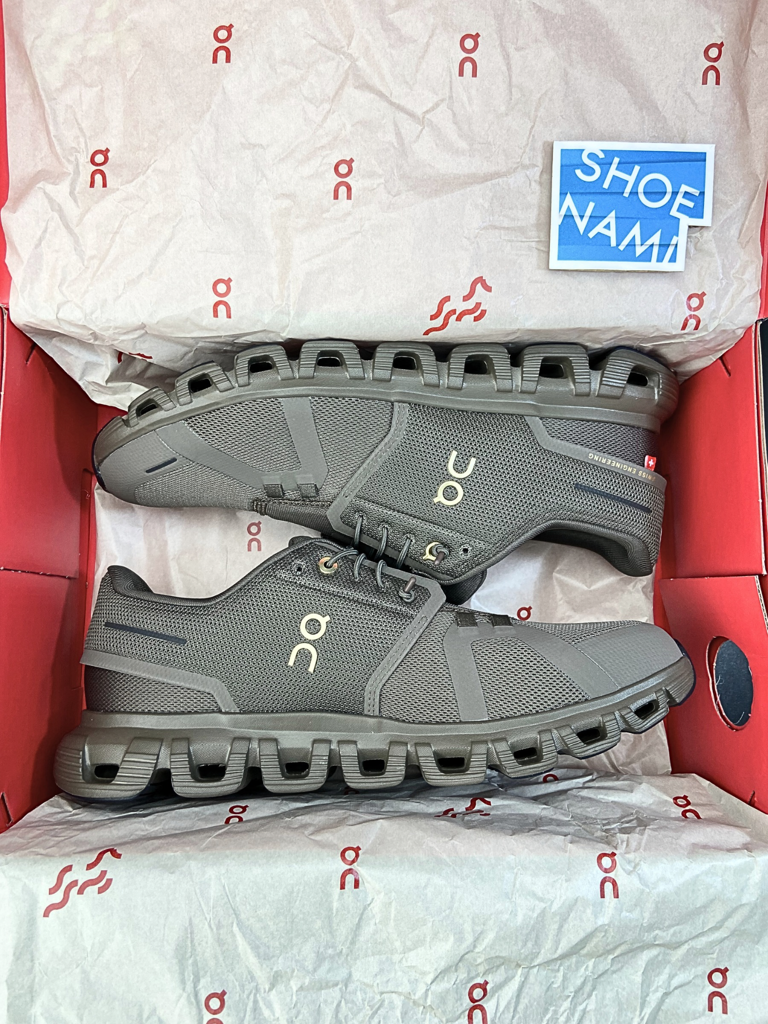 on-cloud-6-grizzly-year-of-the-horse-mens-3MG11255038-2