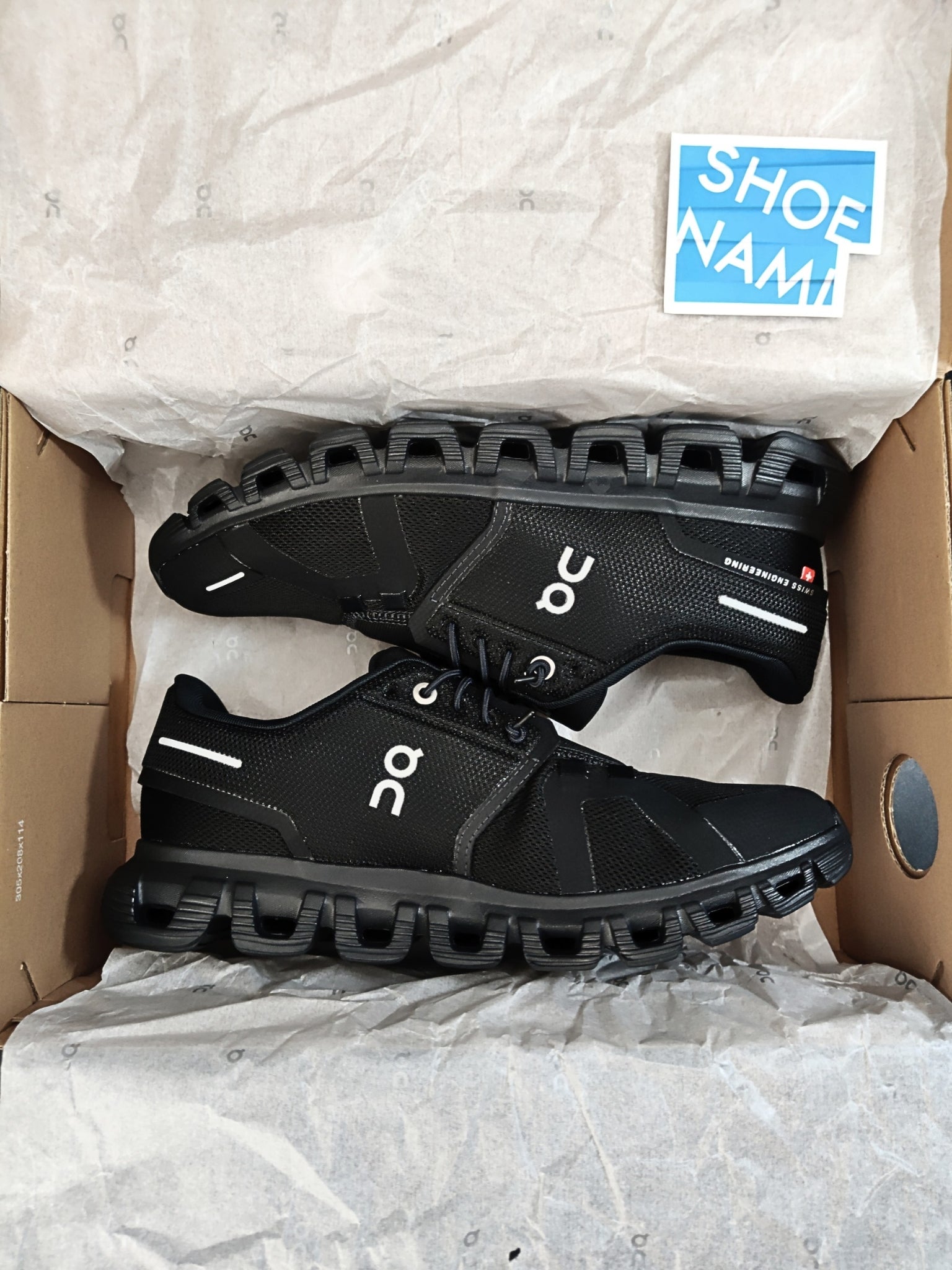 on-cloud-6-triple-black-womens-3WF10061043-2