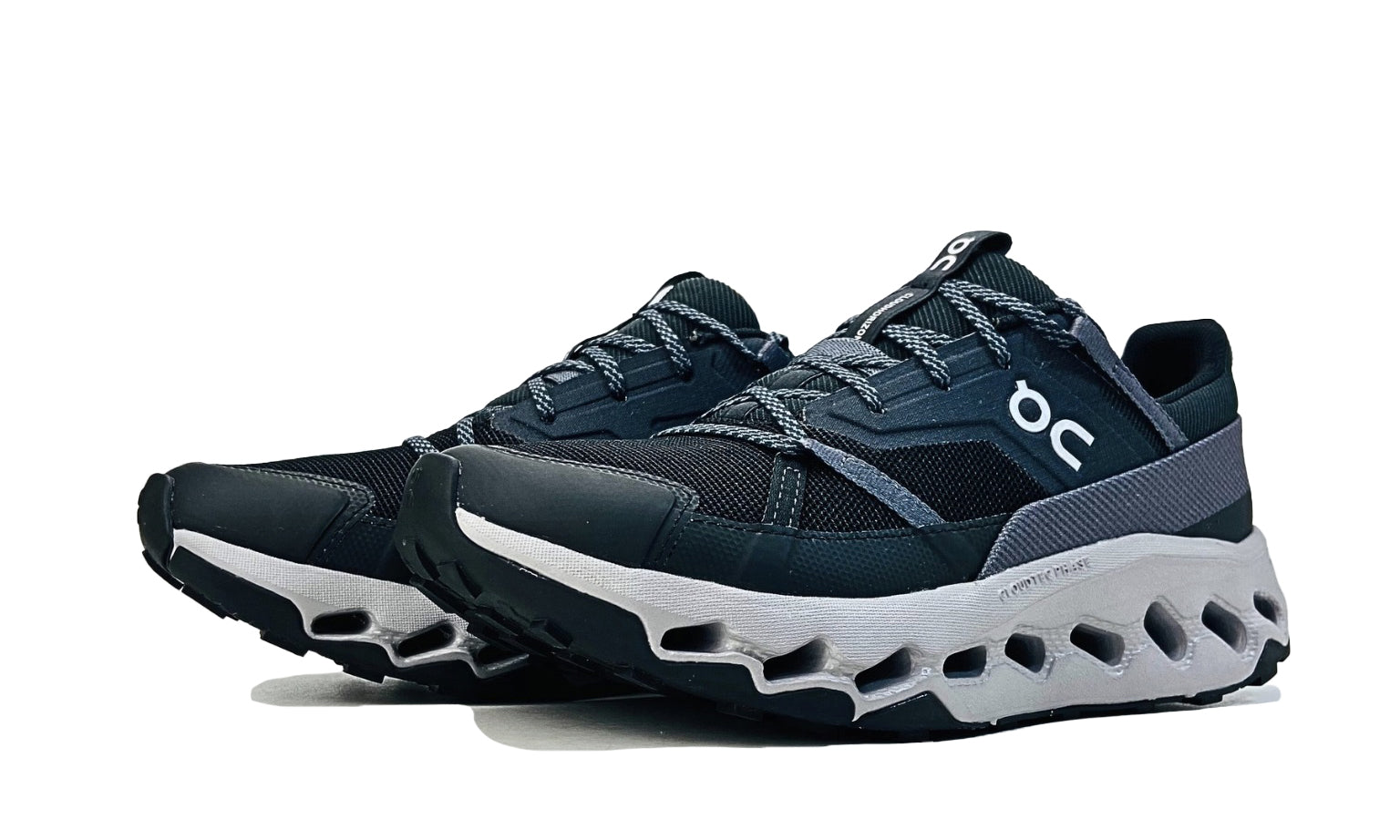 on-cloudhorizon-black-alloy-womens-3WE10010702-7