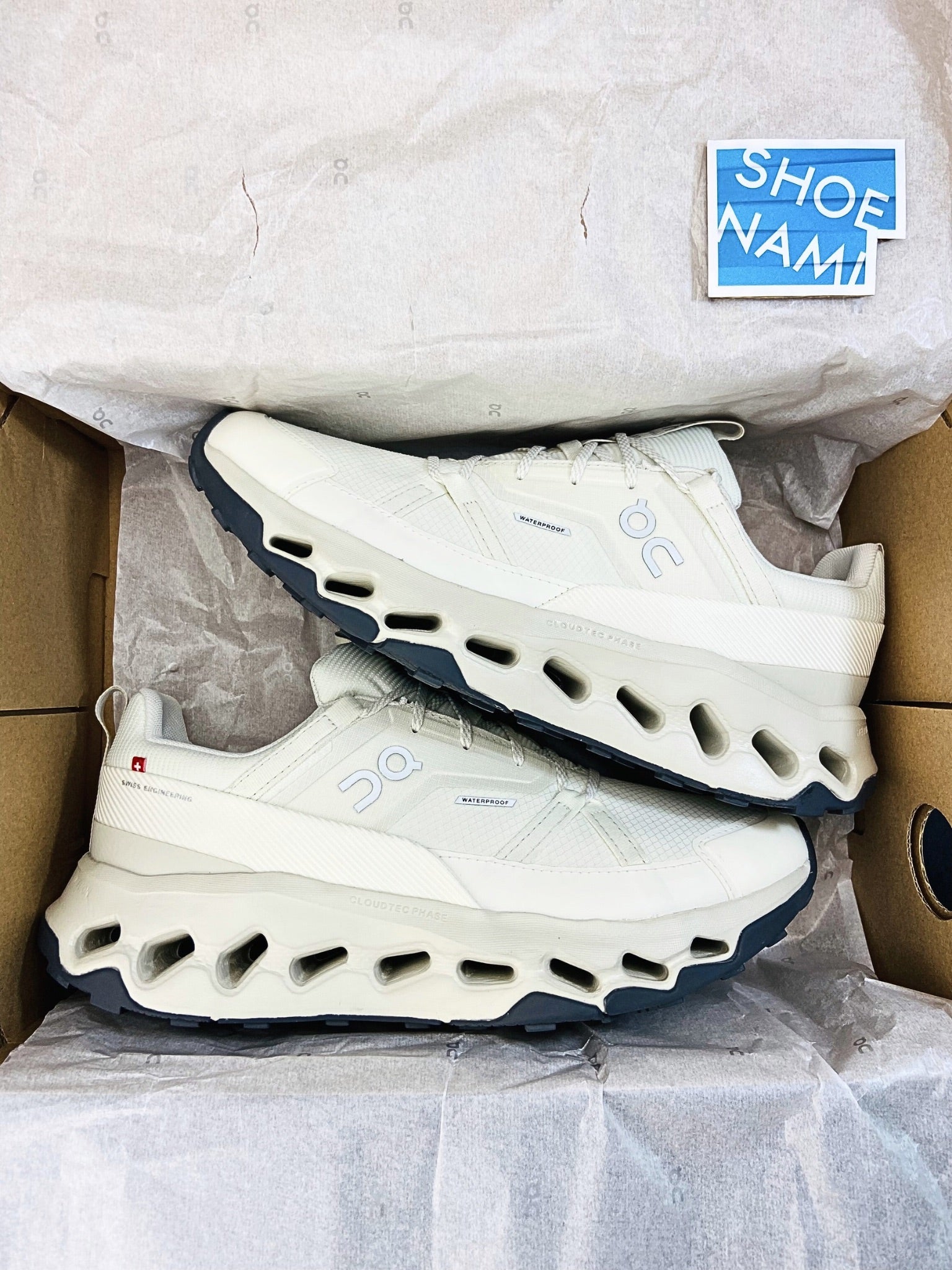 on-cloudhorizon-waterproof-ghost-ivory-mens-3ME10053586-4