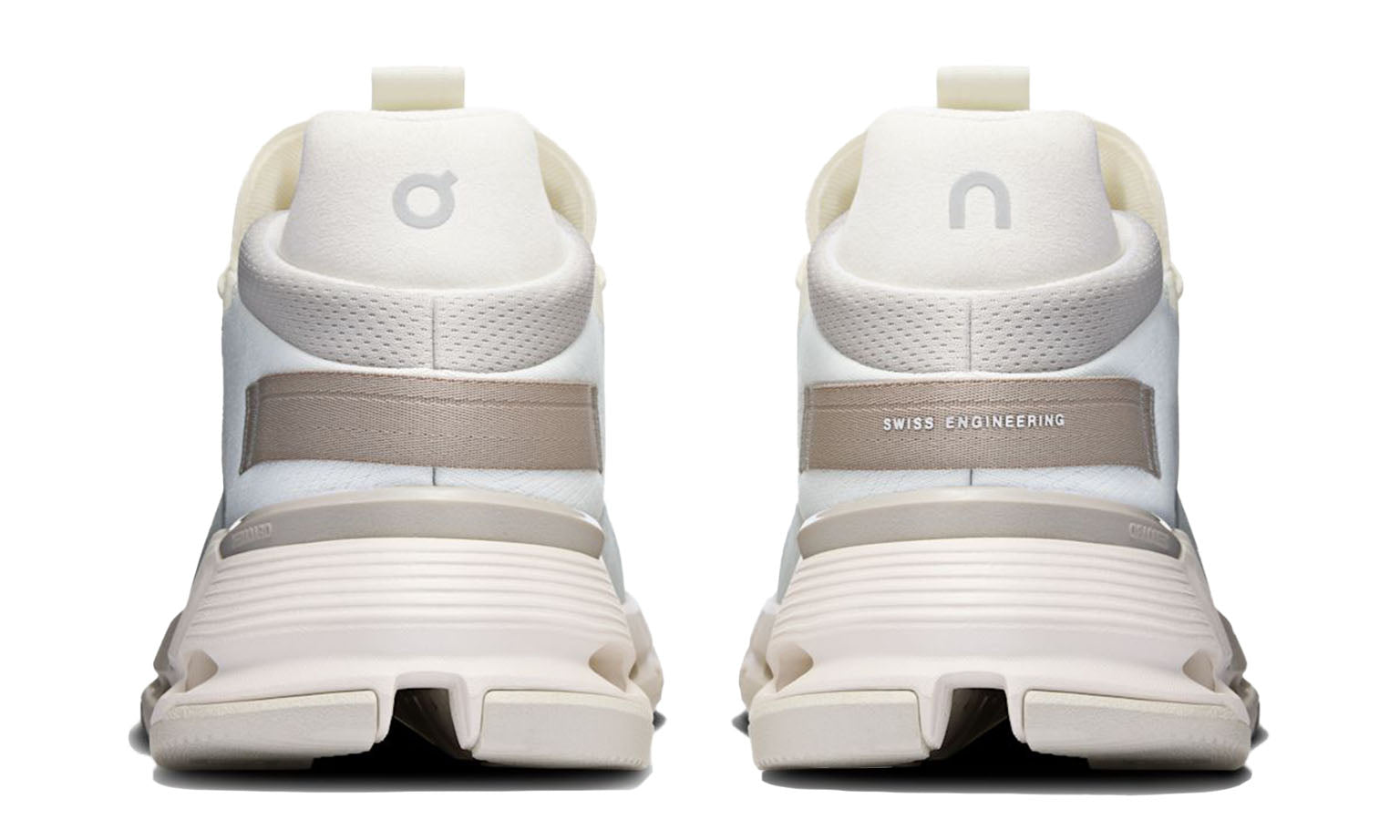 On Cloudnova 2 'Ice Sand'