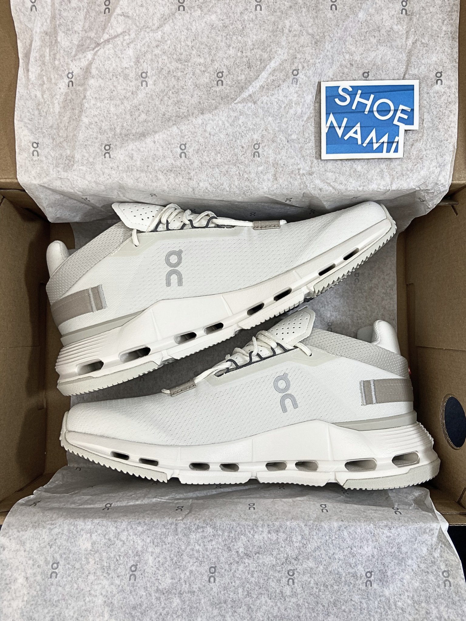 On Cloudnova 2 'Ice Sand'