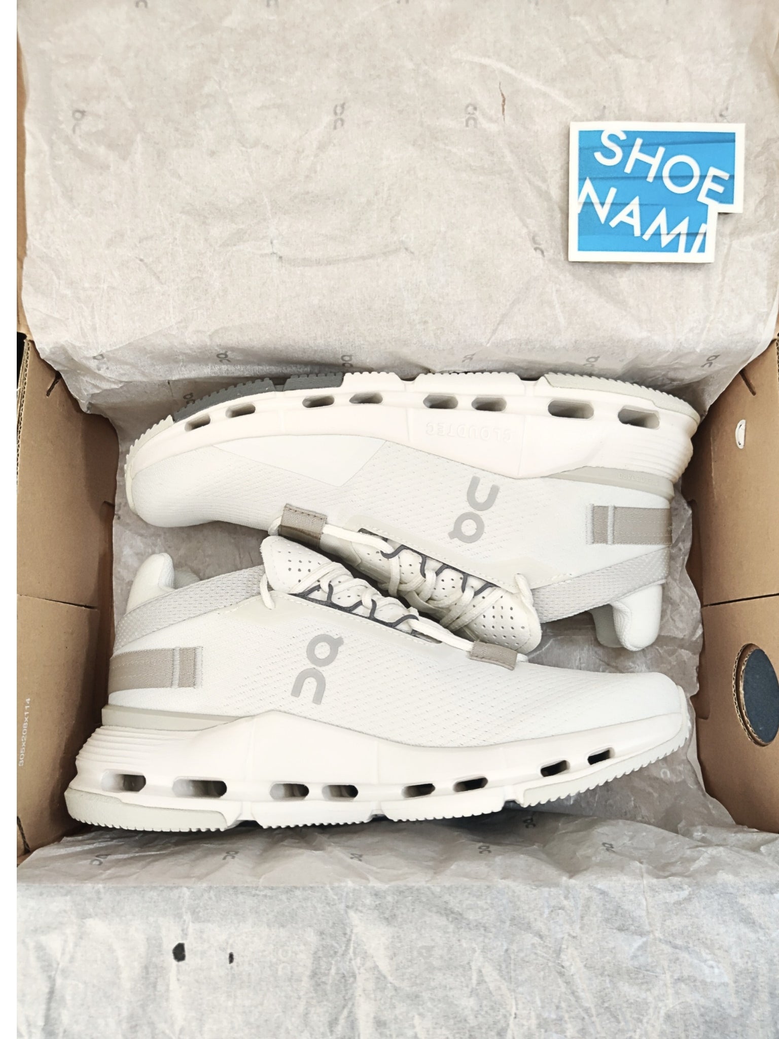 on-cloudnova-2-ice-sand-womens-3WE30222053-2