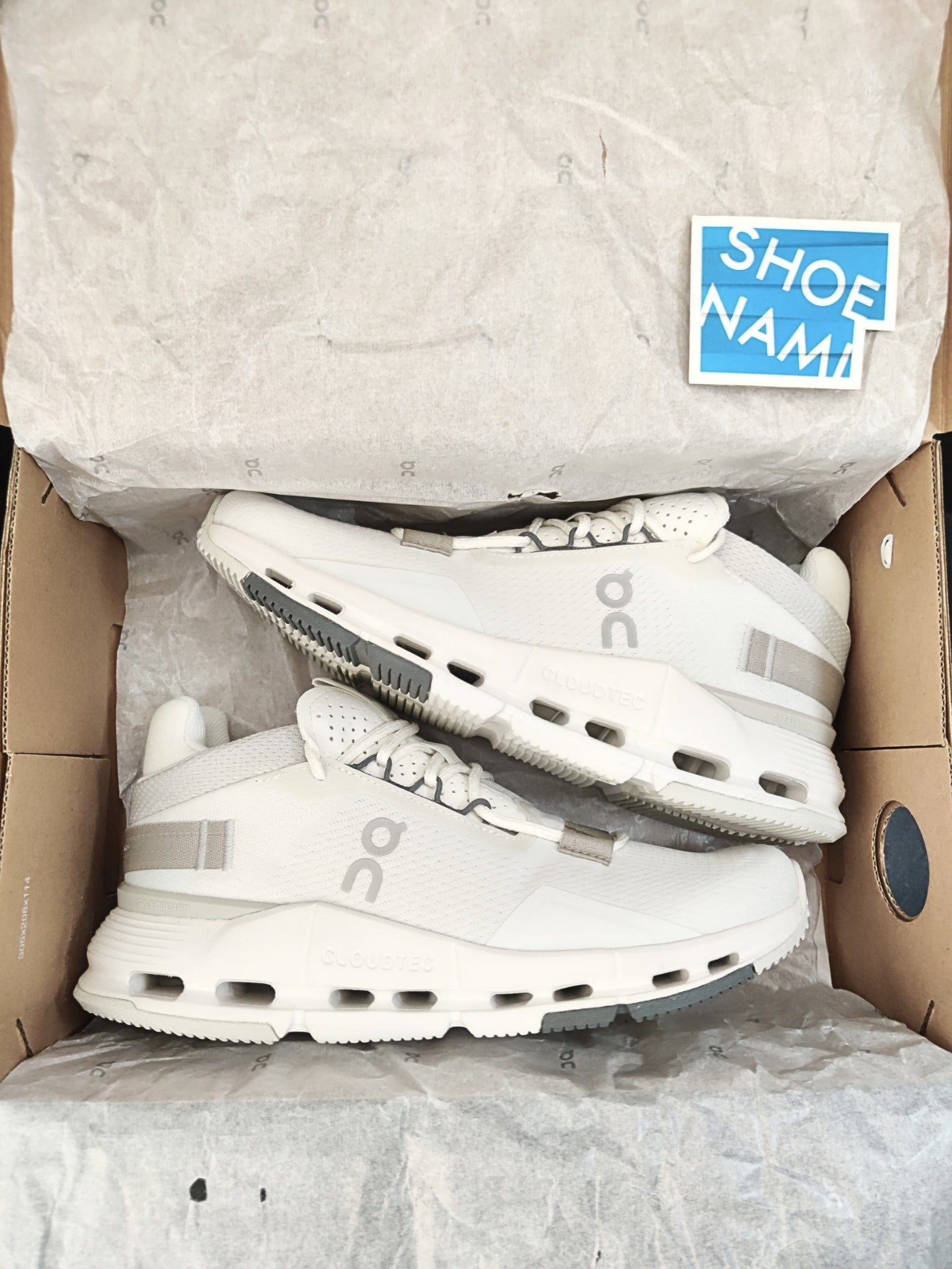 on-cloudnova-2-ice-sand-womens-3WE30222053-4