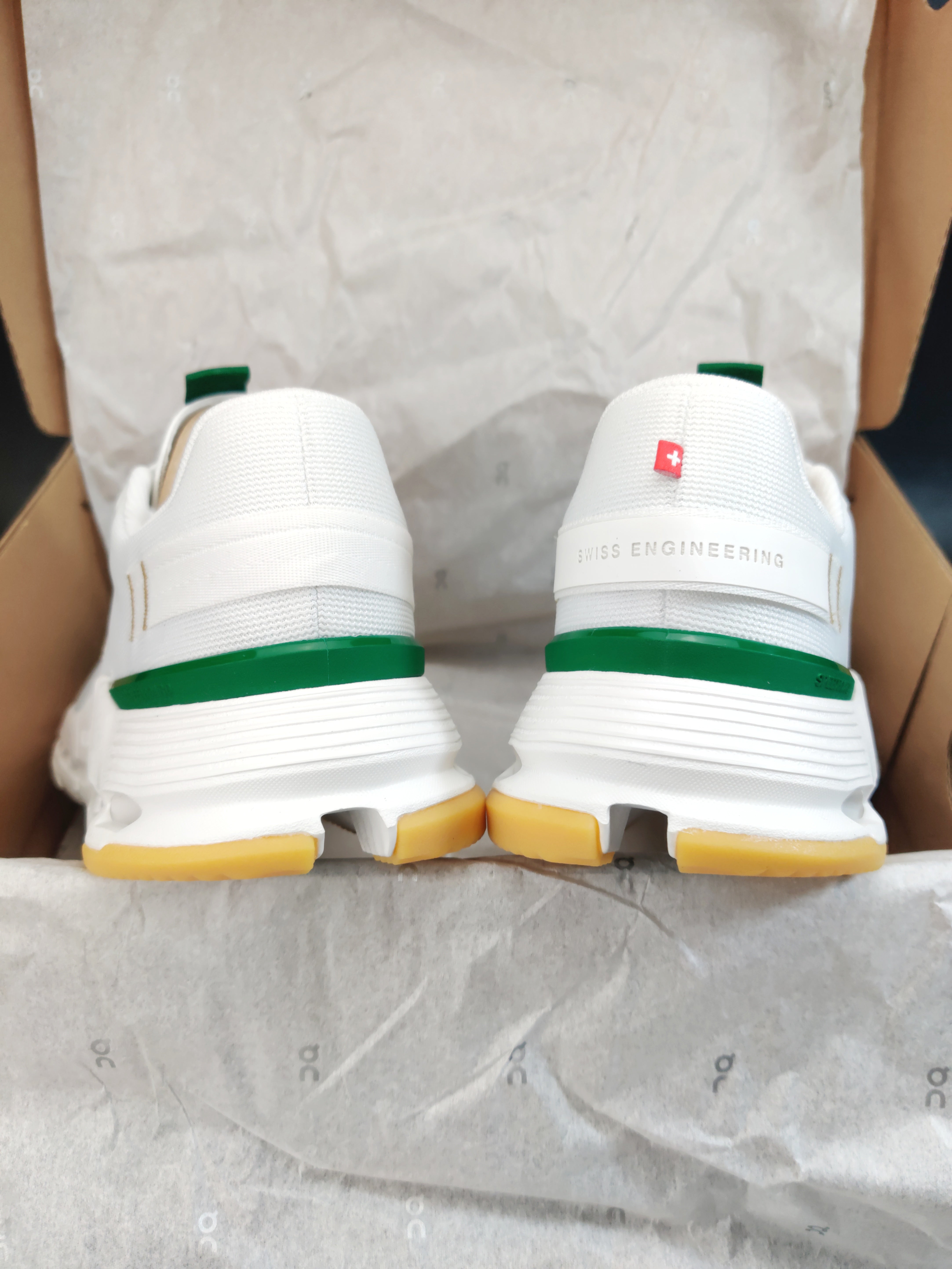 on-cloudnova-form-2-white-abundant-green-womens-3WF10724507-7
