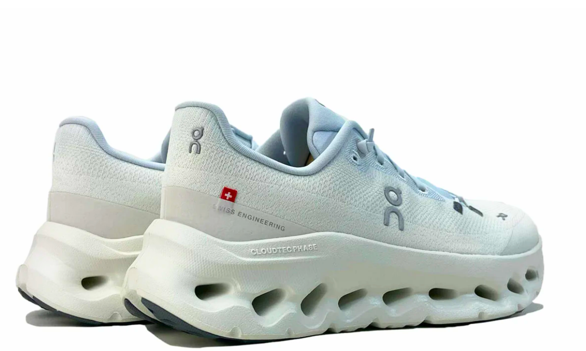 on-cloudtilt-arctic-ice-womens-3WE10054313-9