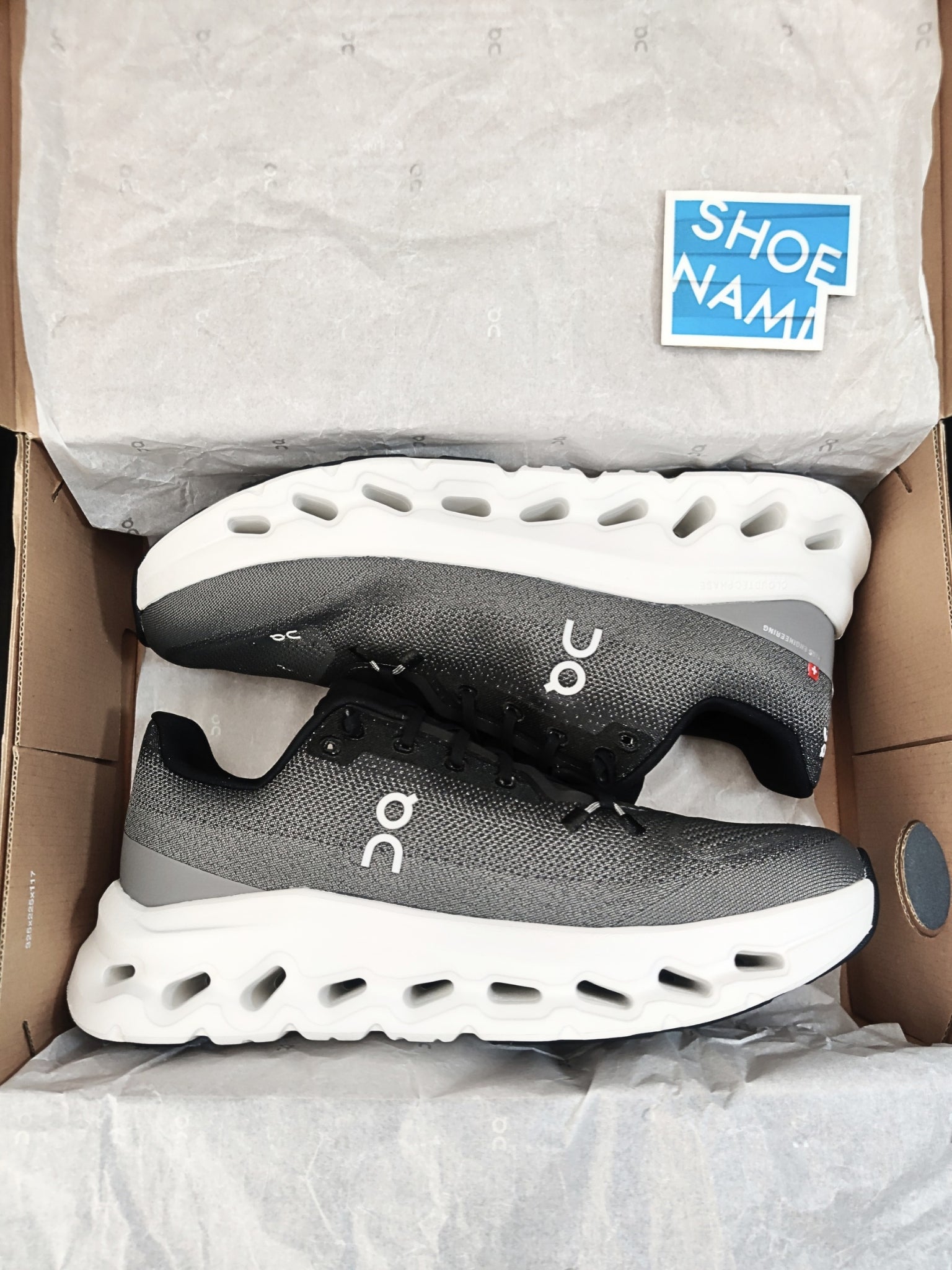 on-cloudtilt-black-asphalt-mens-3ME10100397-3