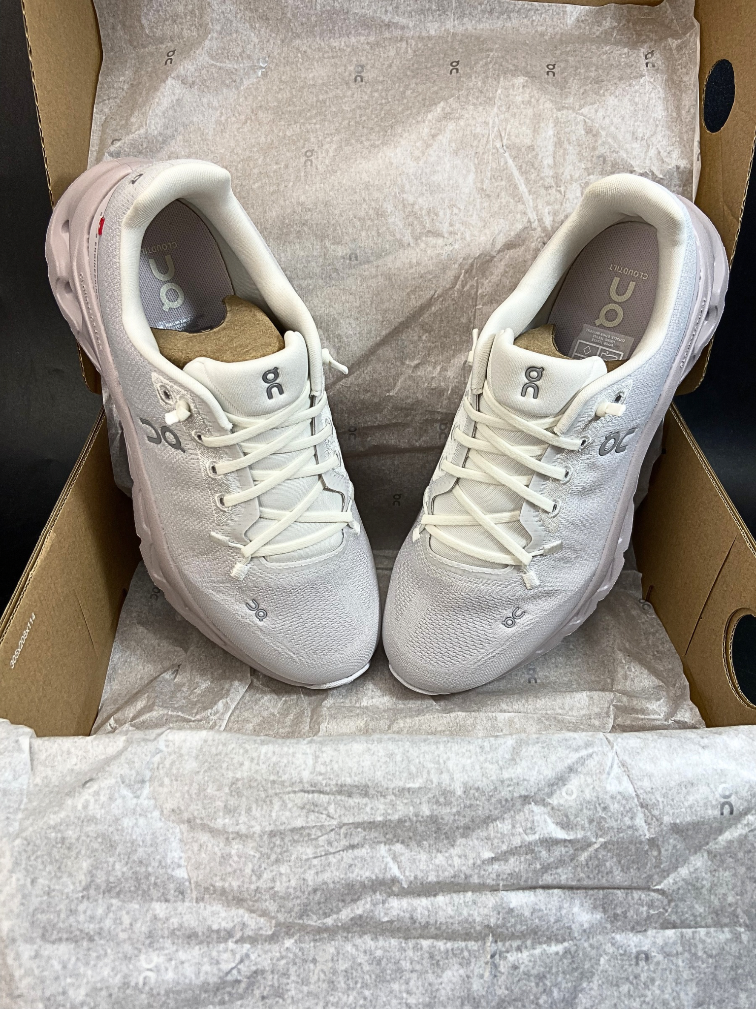 on-cloudtilt-ether-ivory-womens-3WE10055258-05
