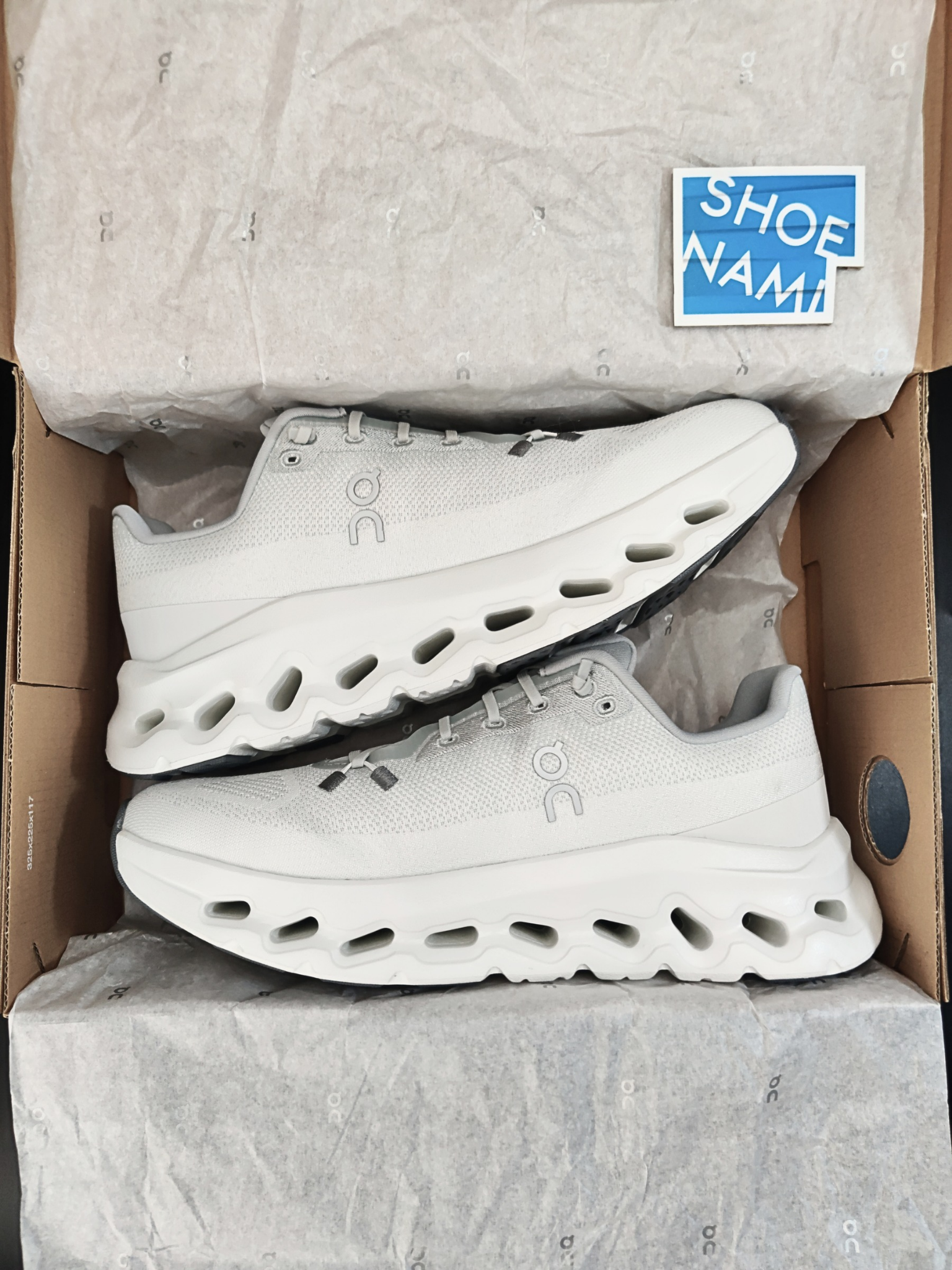 on-cloudtilt-glacier-ice-mens-3ME10103740-3