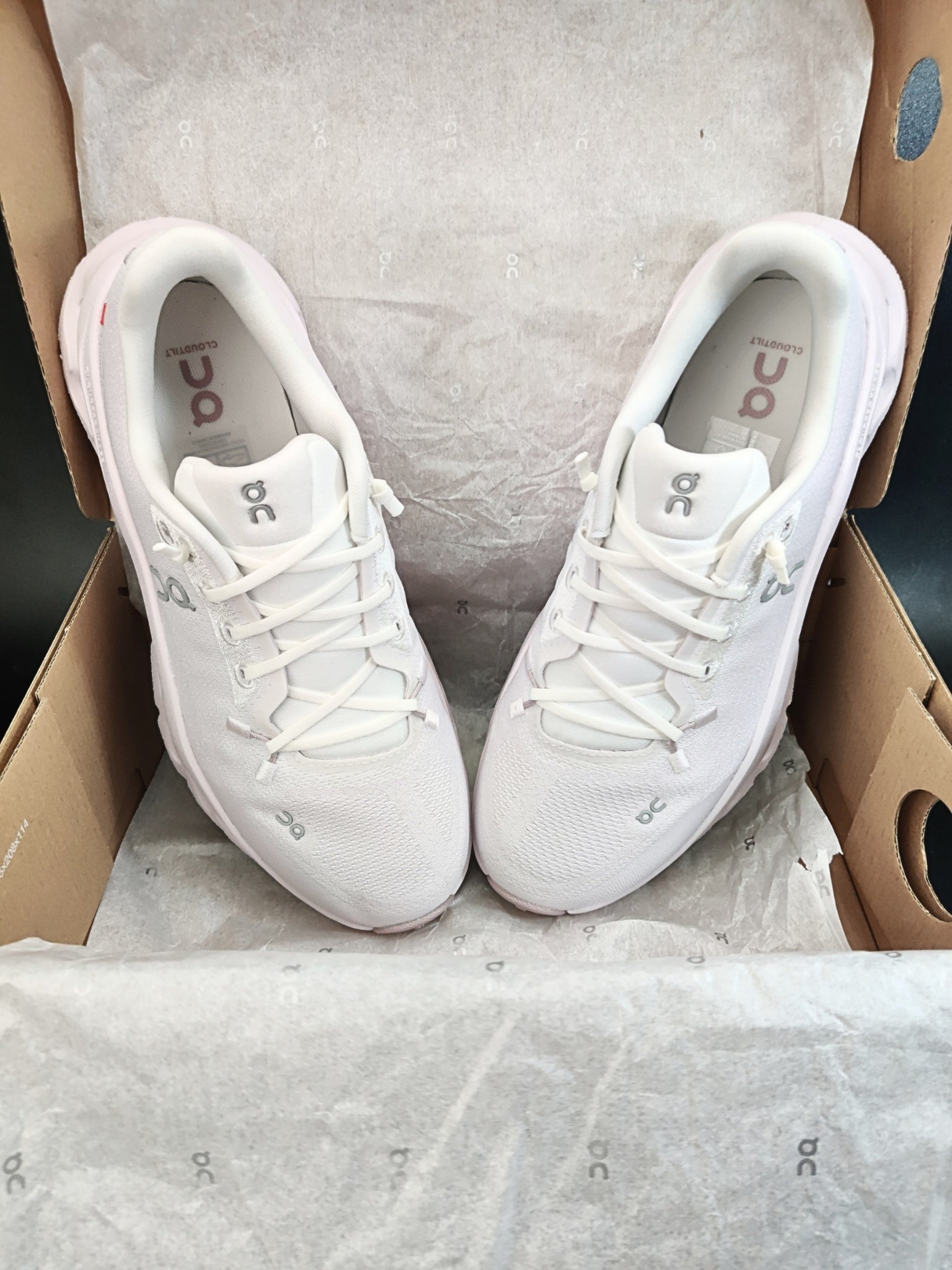on-cloudtilt-ivory-orchid-womens-3WE10053286-6