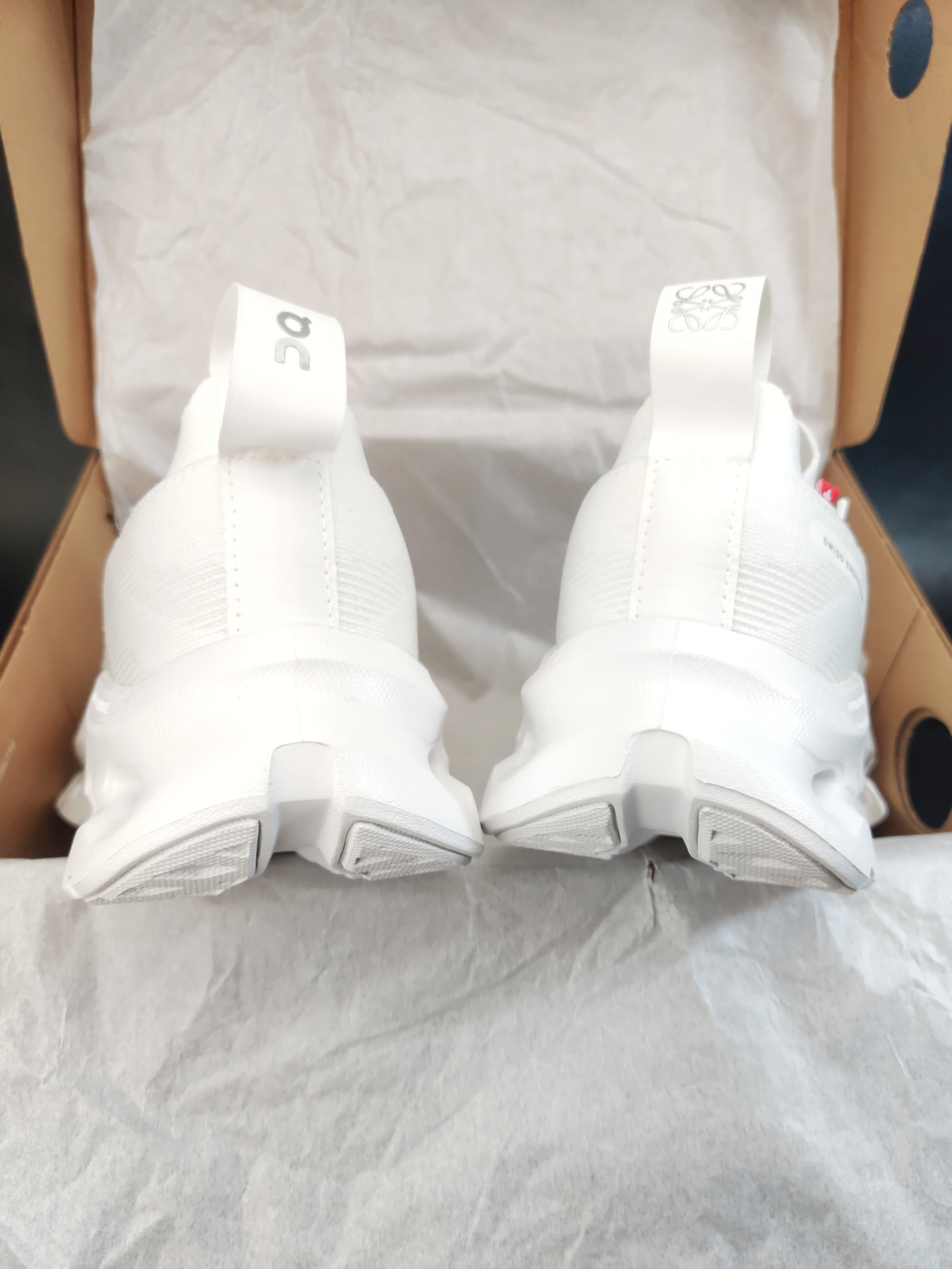 LOEWE x On Cloudtilt 'All White' (W)
