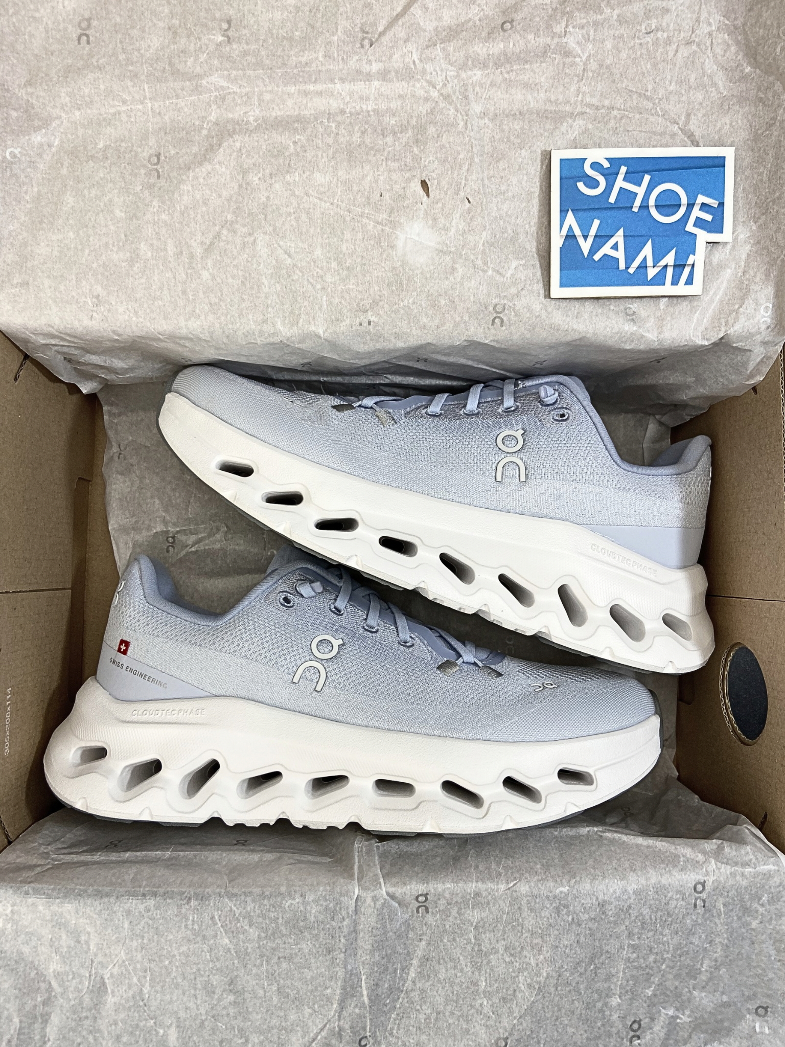 On Cloudtilt 'Marsh Heather' (W)