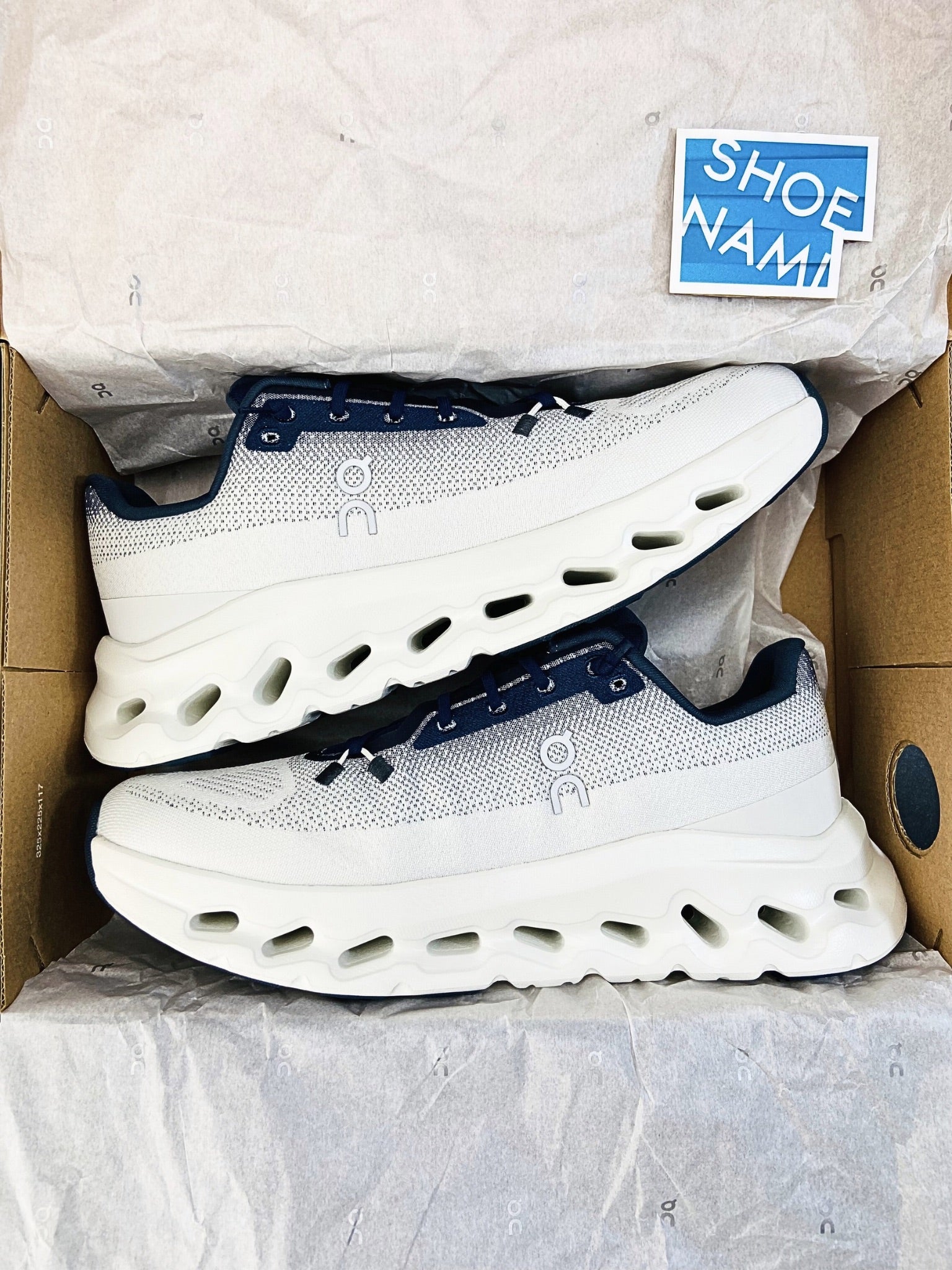 on-cloudtilt-midnight-ice-mens-3ME10101764-4