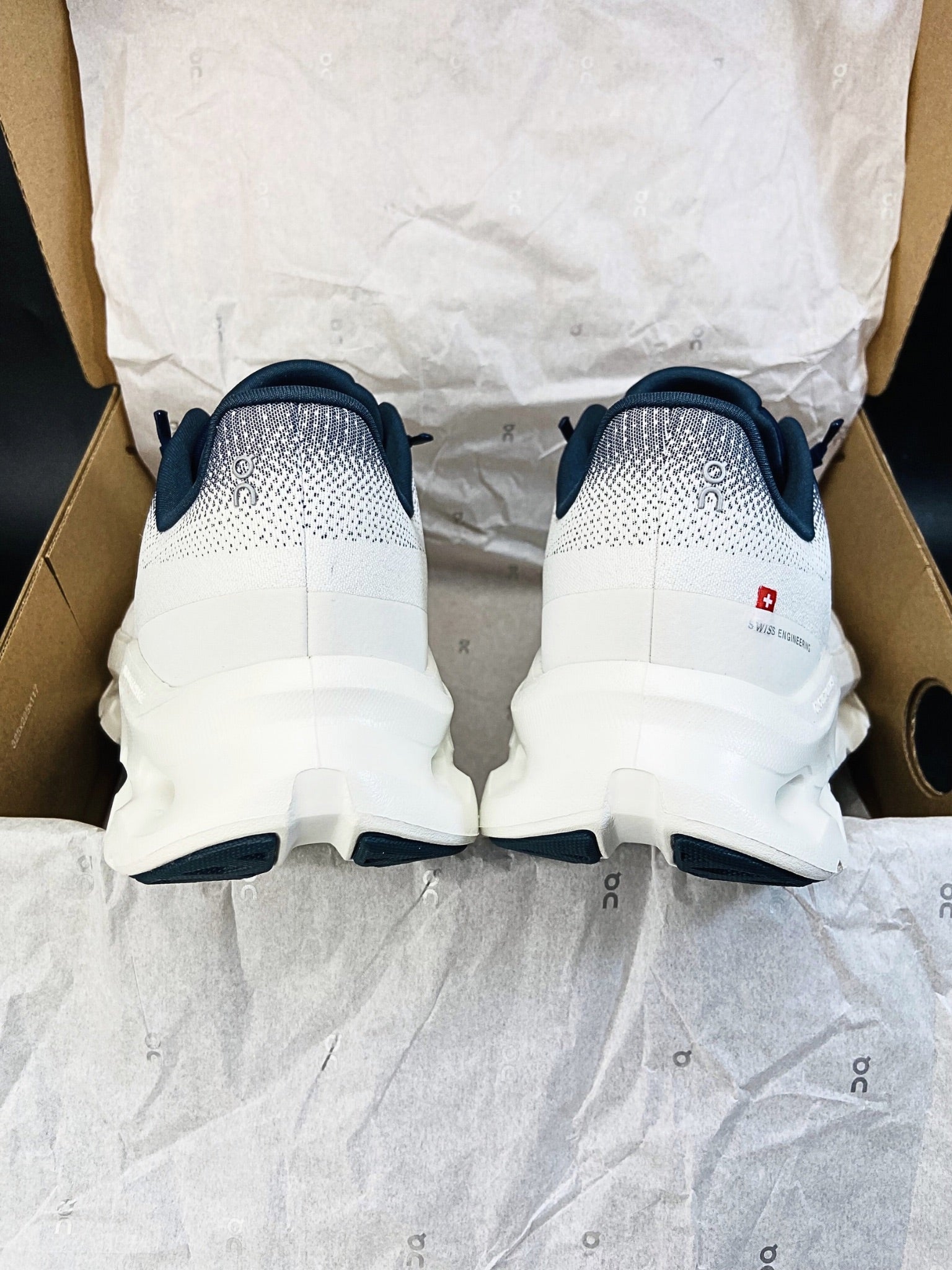 on-cloudtilt-midnight-ice-mens-3ME10101764-6