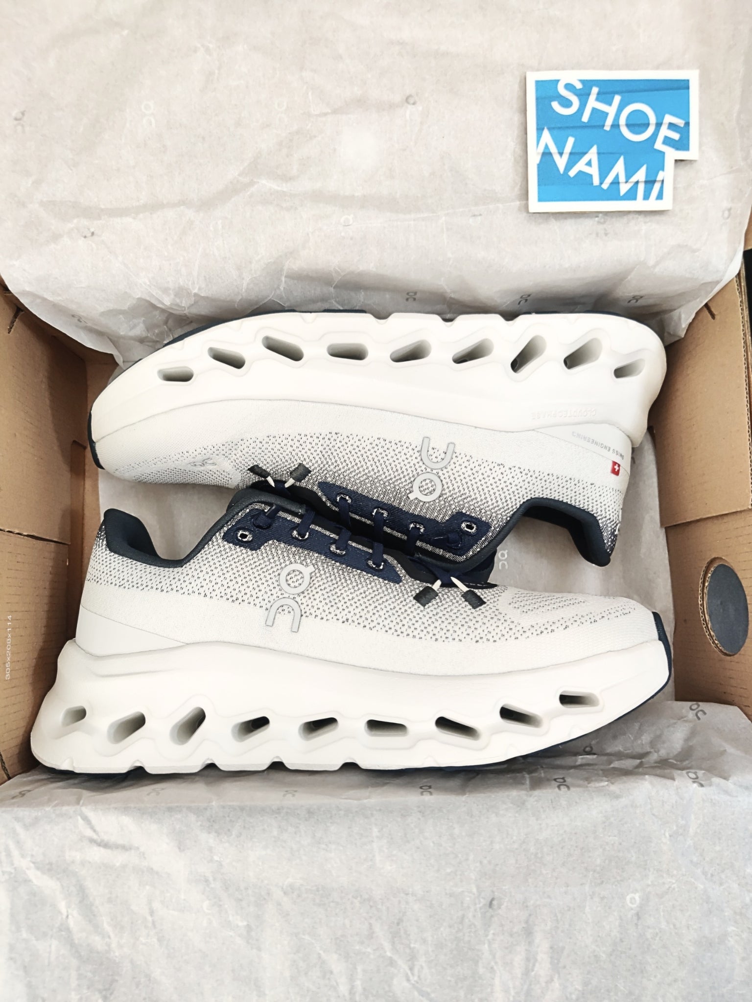 on-cloudtilt-midnight-ice-womens-3WE10051764-2