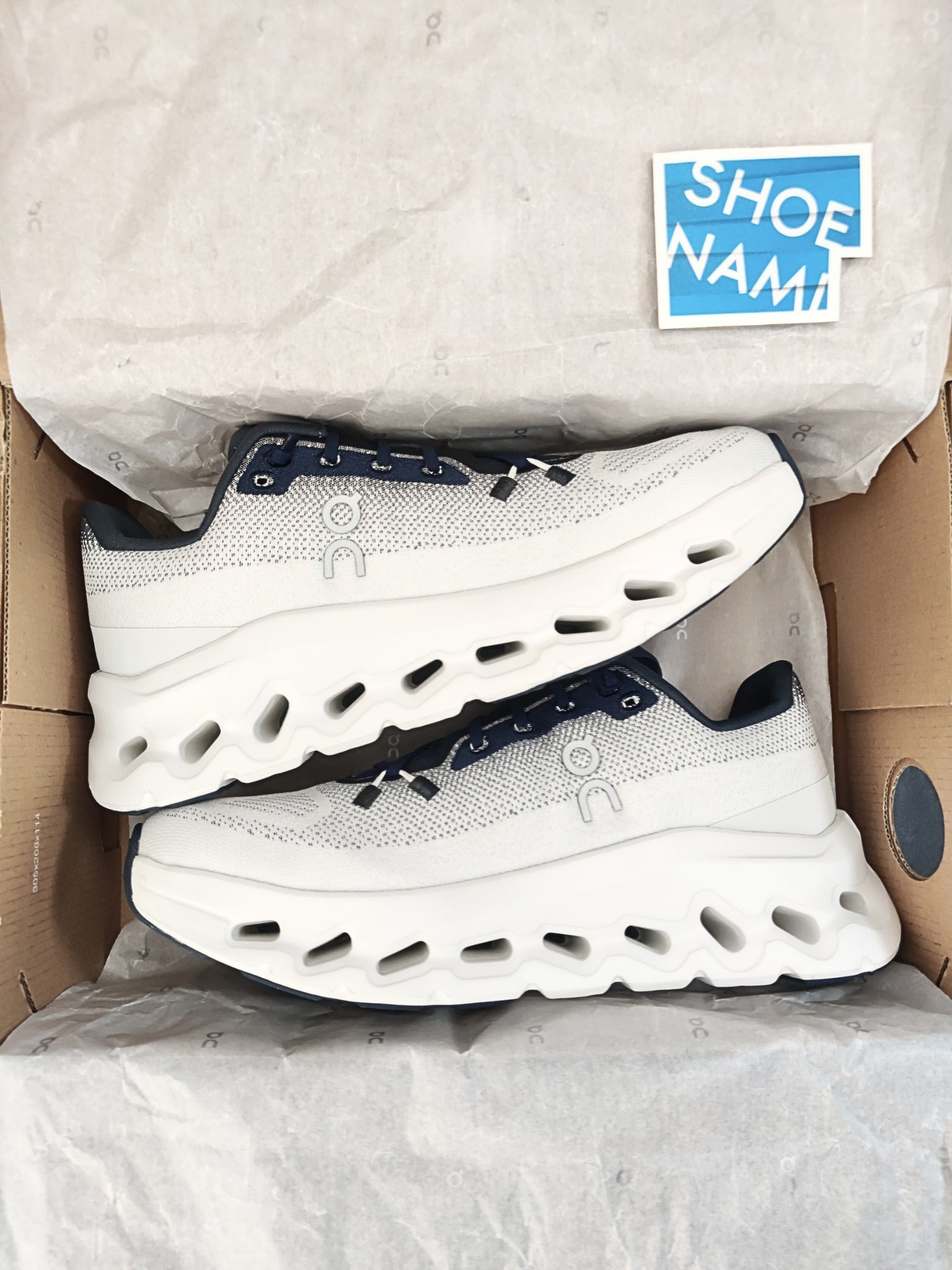 on-cloudtilt-midnight-ice-womens-3WE10051764-3
