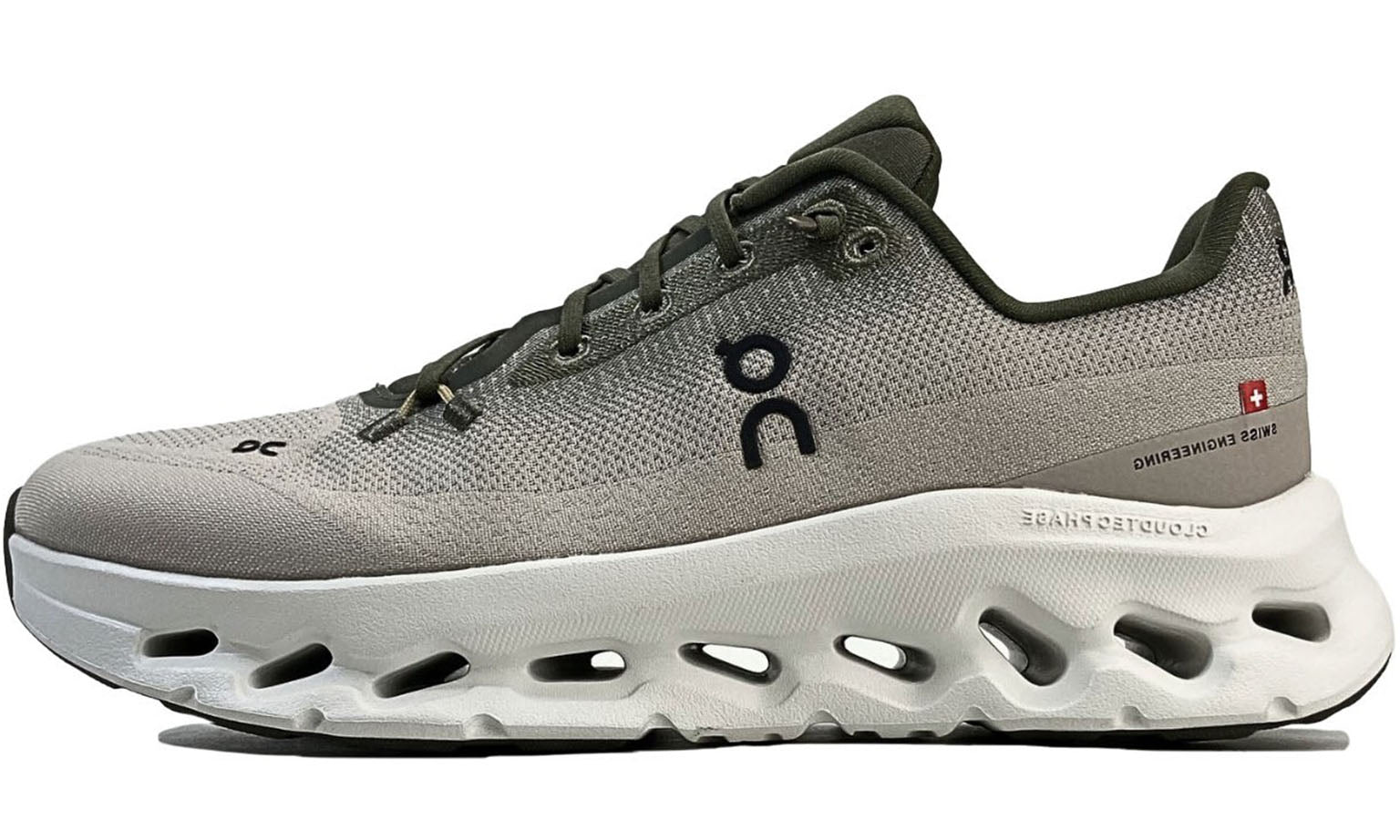 On Cloudtilt 'Olive Desert'