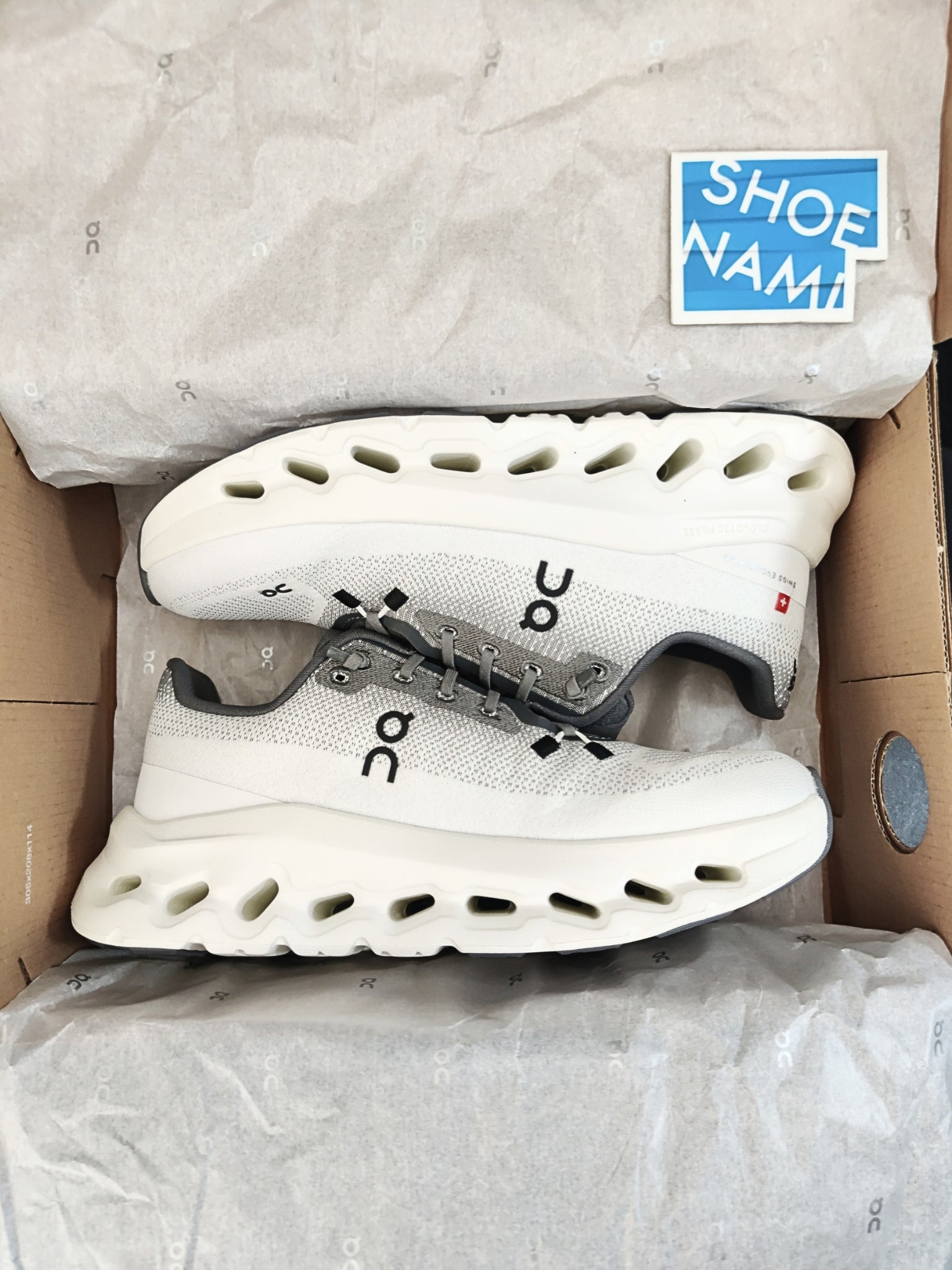 on-cloudtilt-rock-ivory-womens-3WE10053247-7
