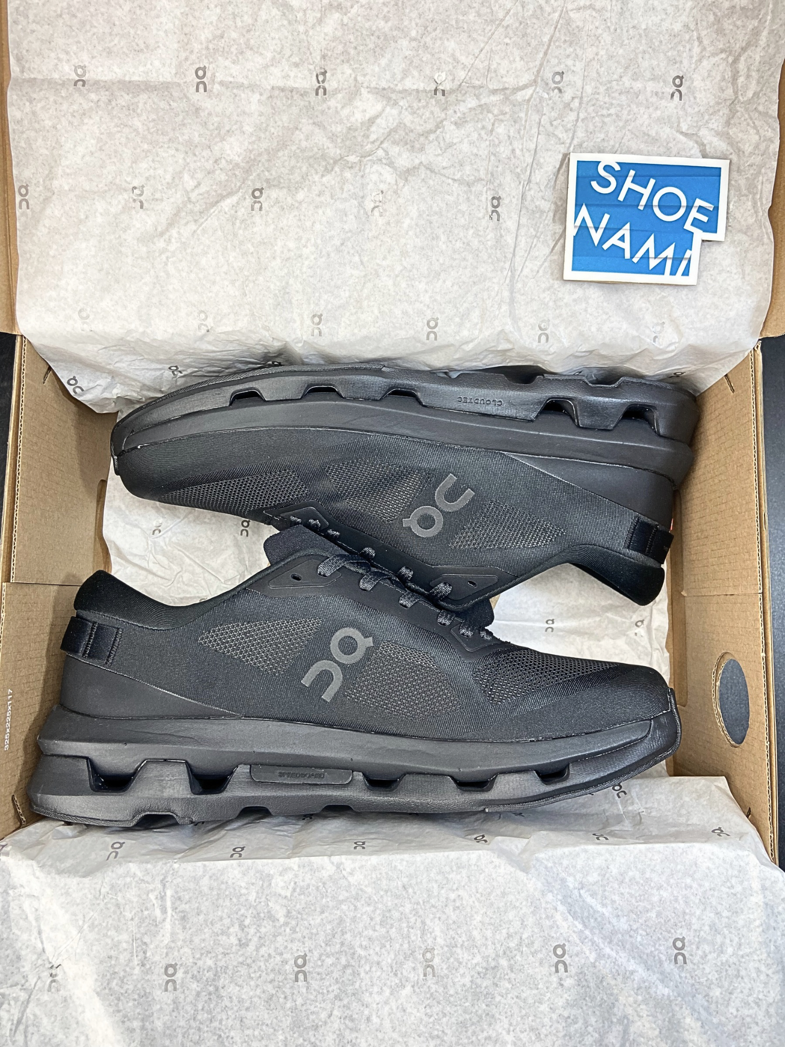 on-cloudzone-black-eclipse-mens-3MF10080106-2