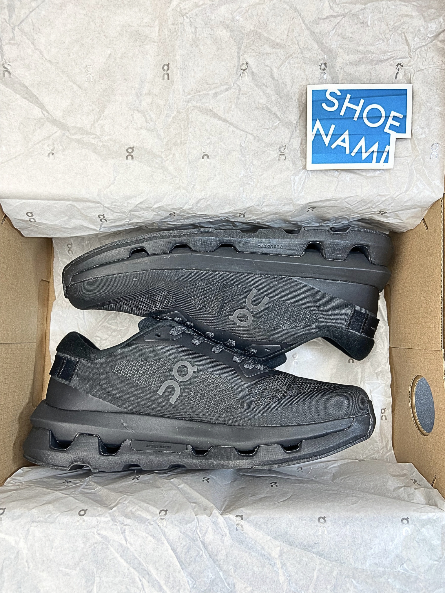 on-cloudzone-black-eclipse-womens-3WF10070106-2