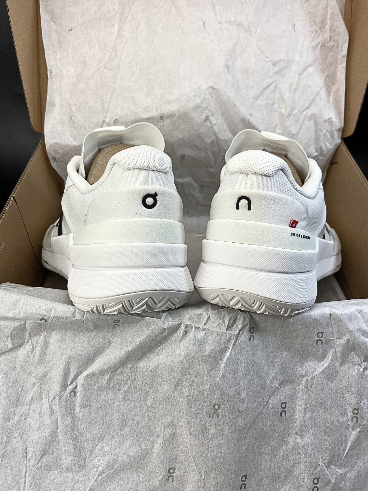 on-the-roger-pro-2-all-white-mens-3ME10300108-6