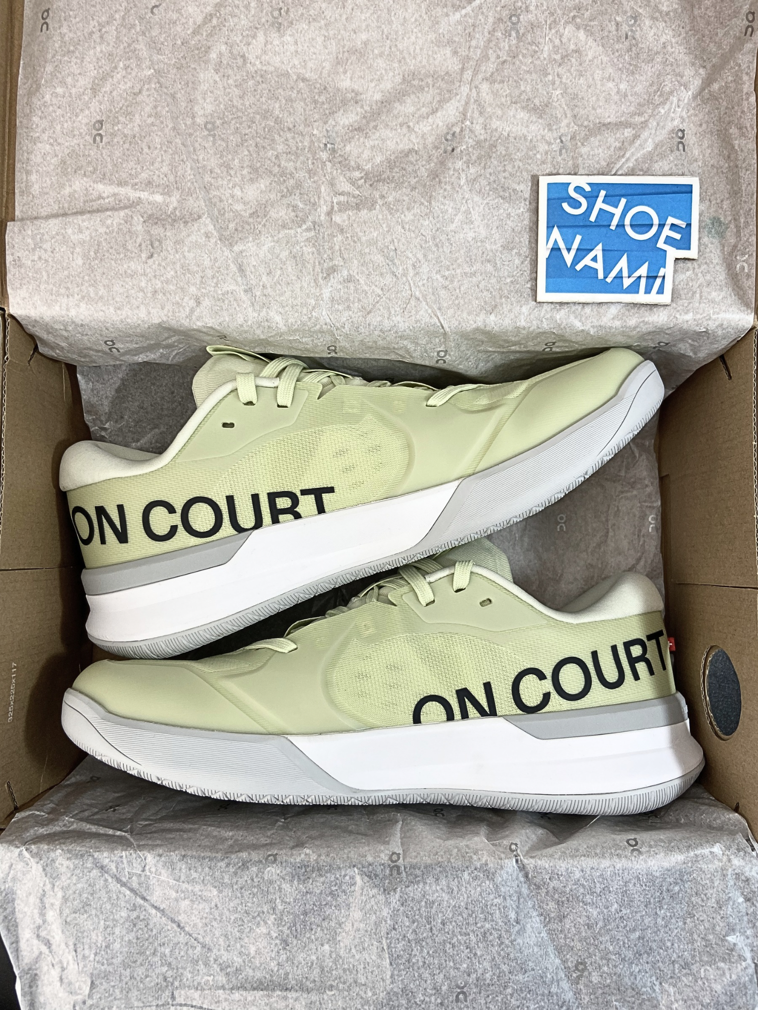 On THE ROGER Pro 3 'Linen Lime'