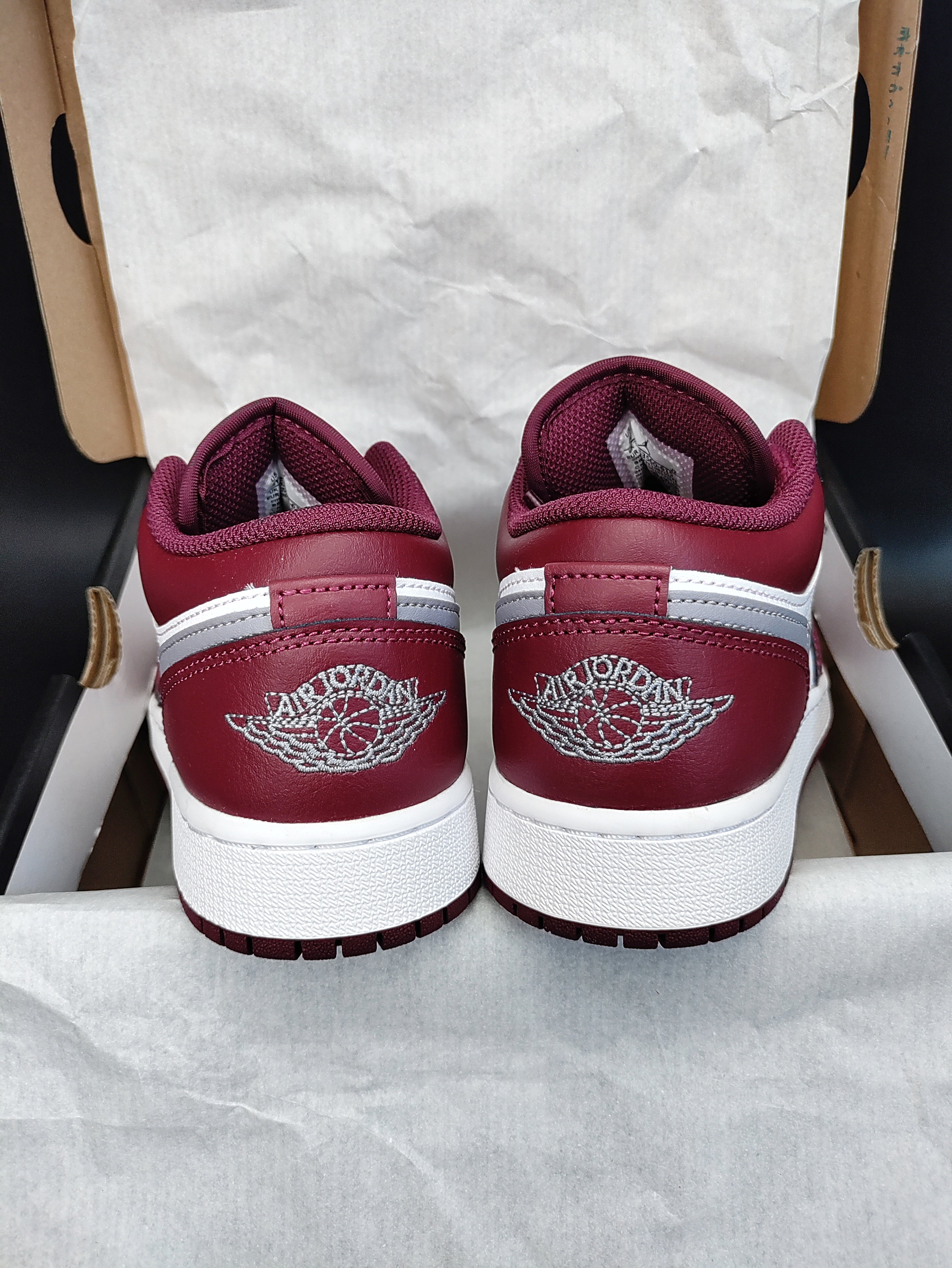 Air Jordan 1 Low shops GS “Cherrywood Red/Cement Grey”