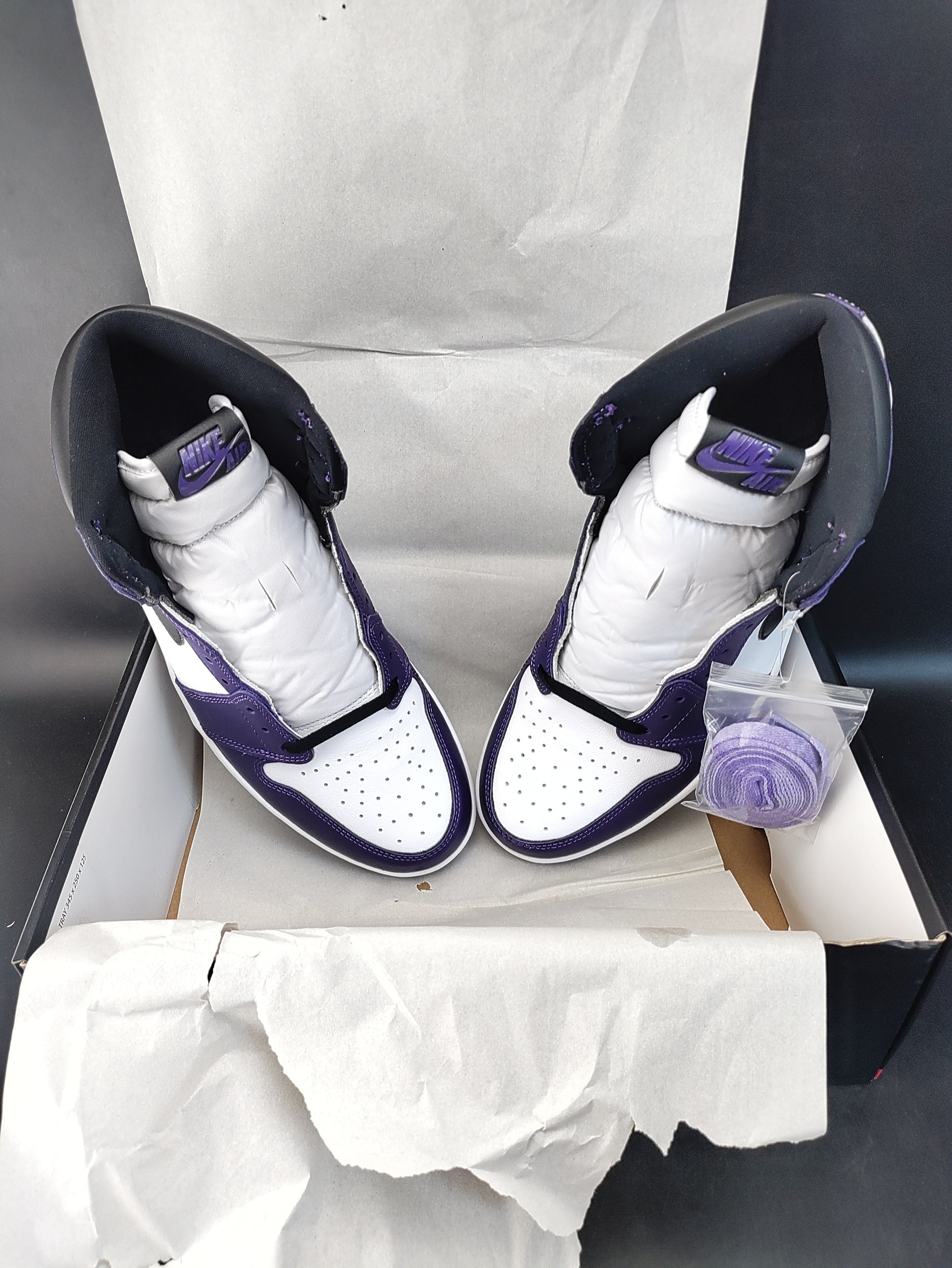 Air Jordan 1 Retro High OG 'Court Purple'