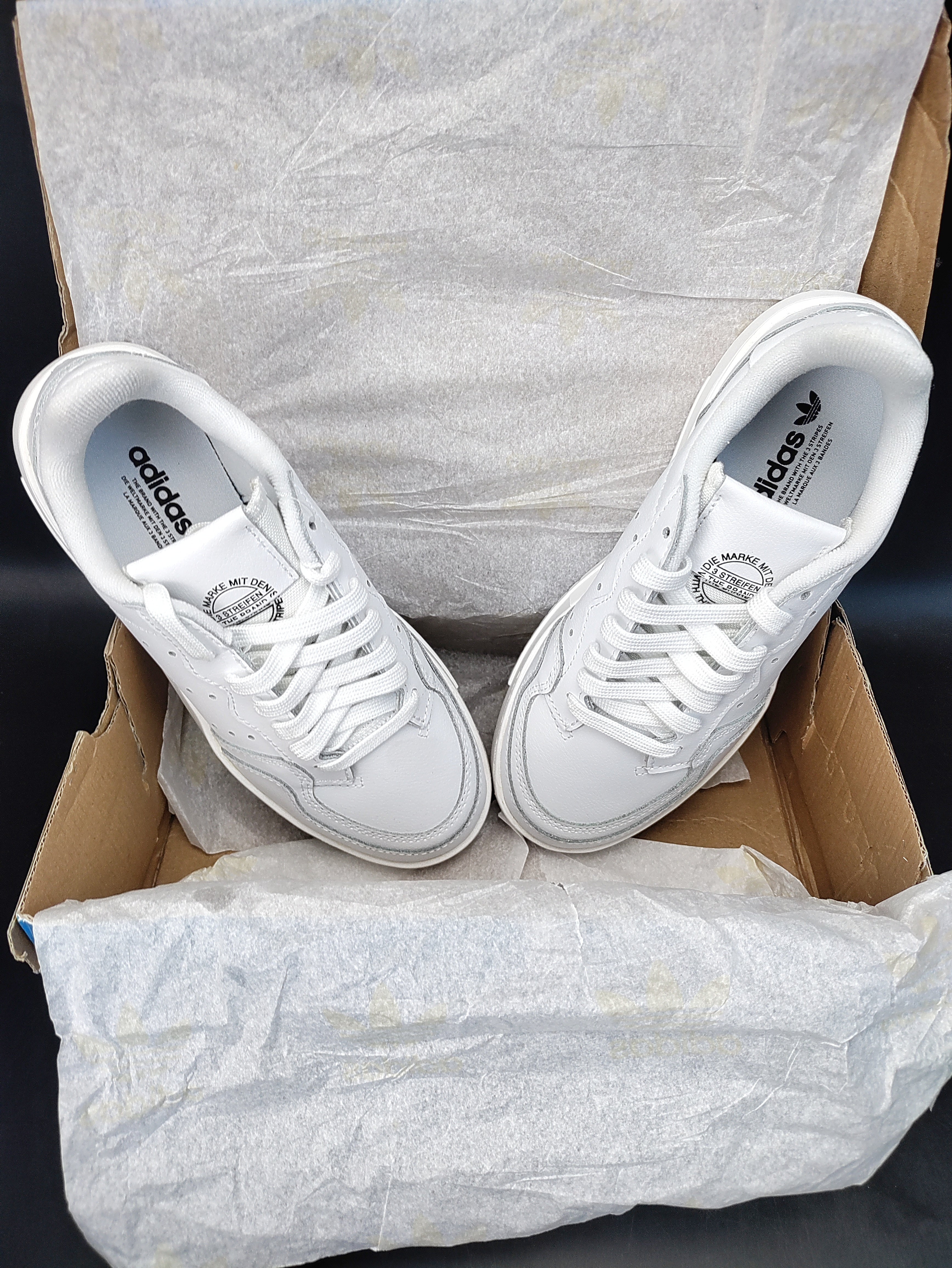 Adidas triple cheap white