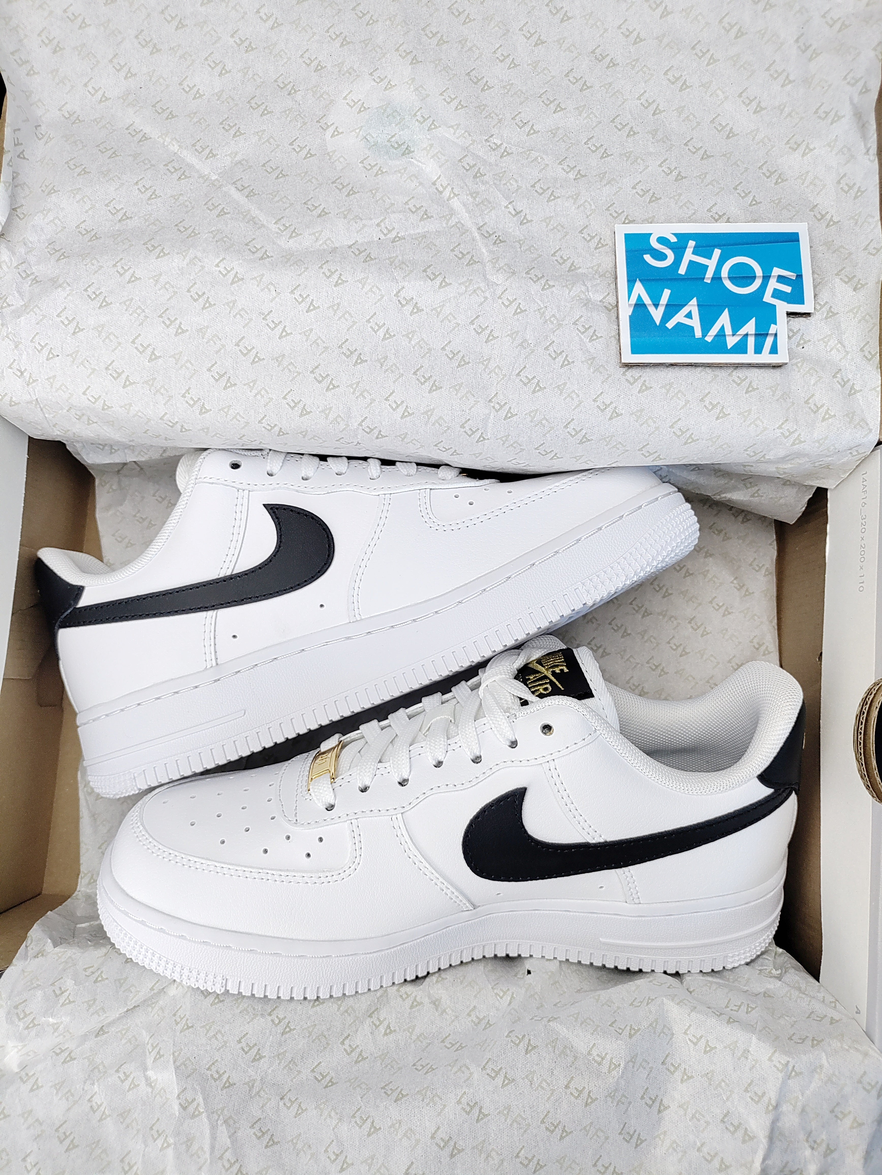 air force 1 07 black and white