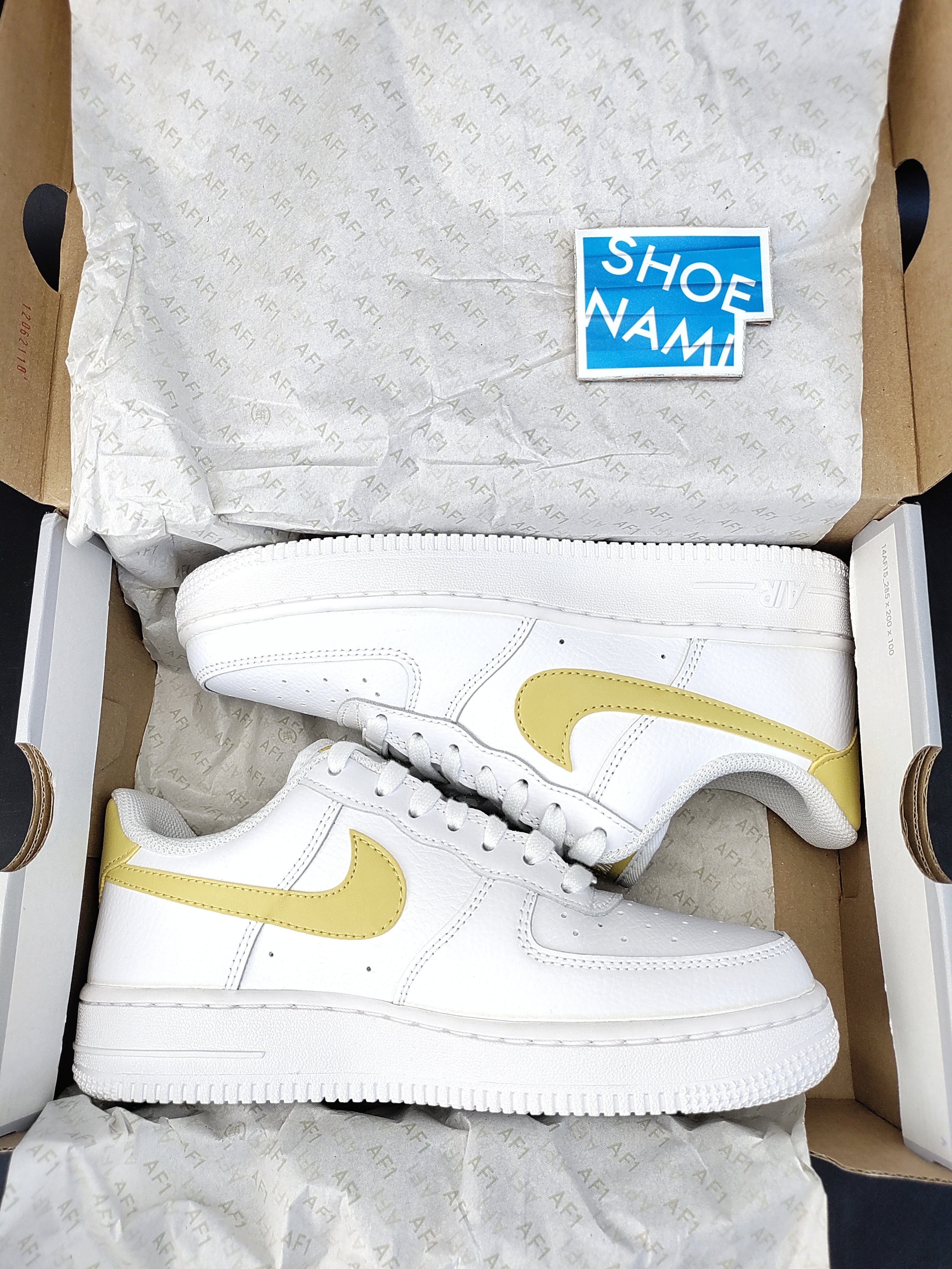 Af1 white and outlet gold